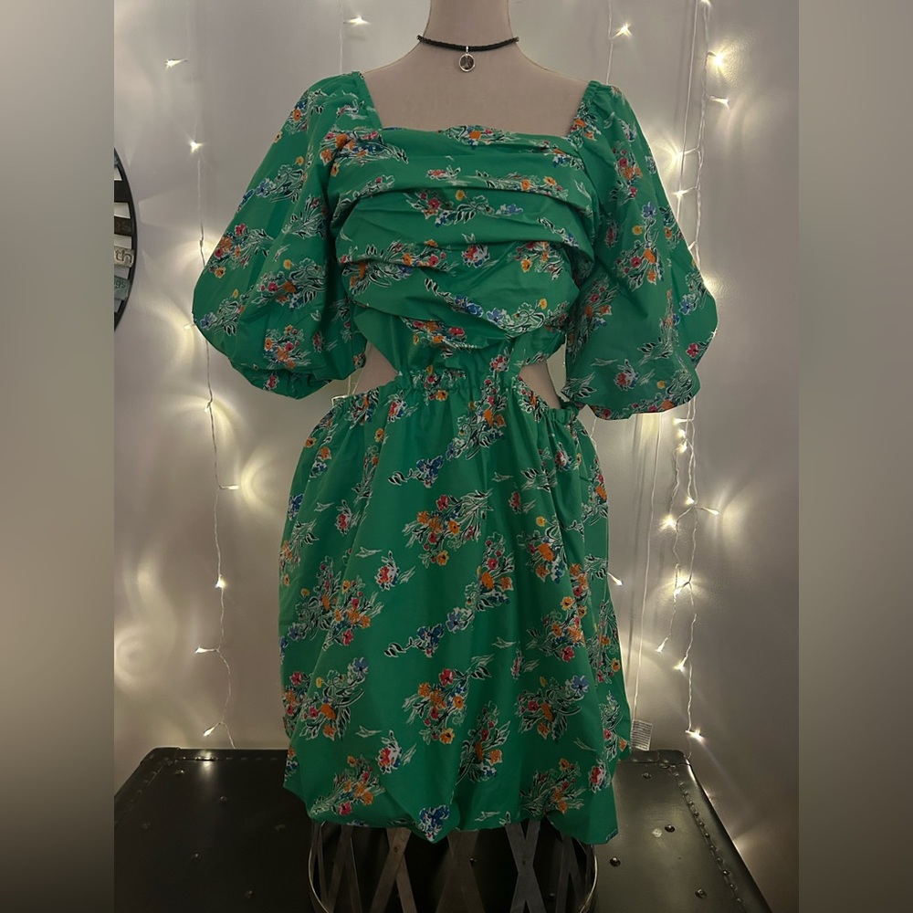 Party dress size large